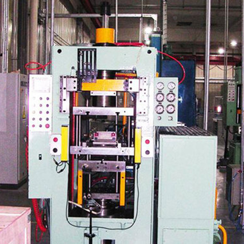 怎样判断拼搏(中国)一站式服务平台的油液该不该换 